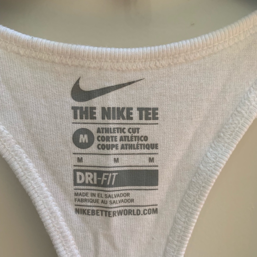 Nike Racerback workout tank - Picture 2 of 2